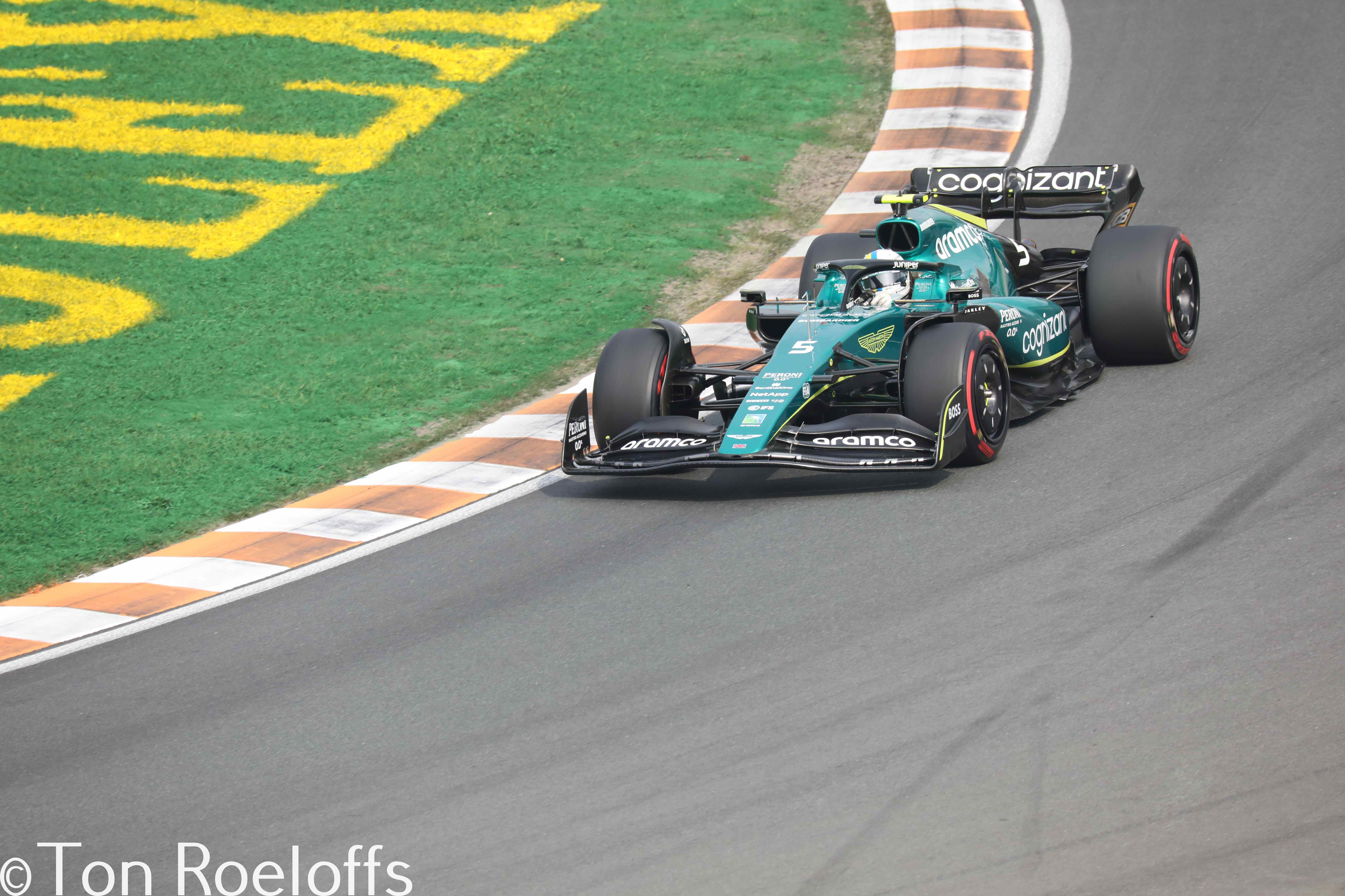 Vettel verremt zich